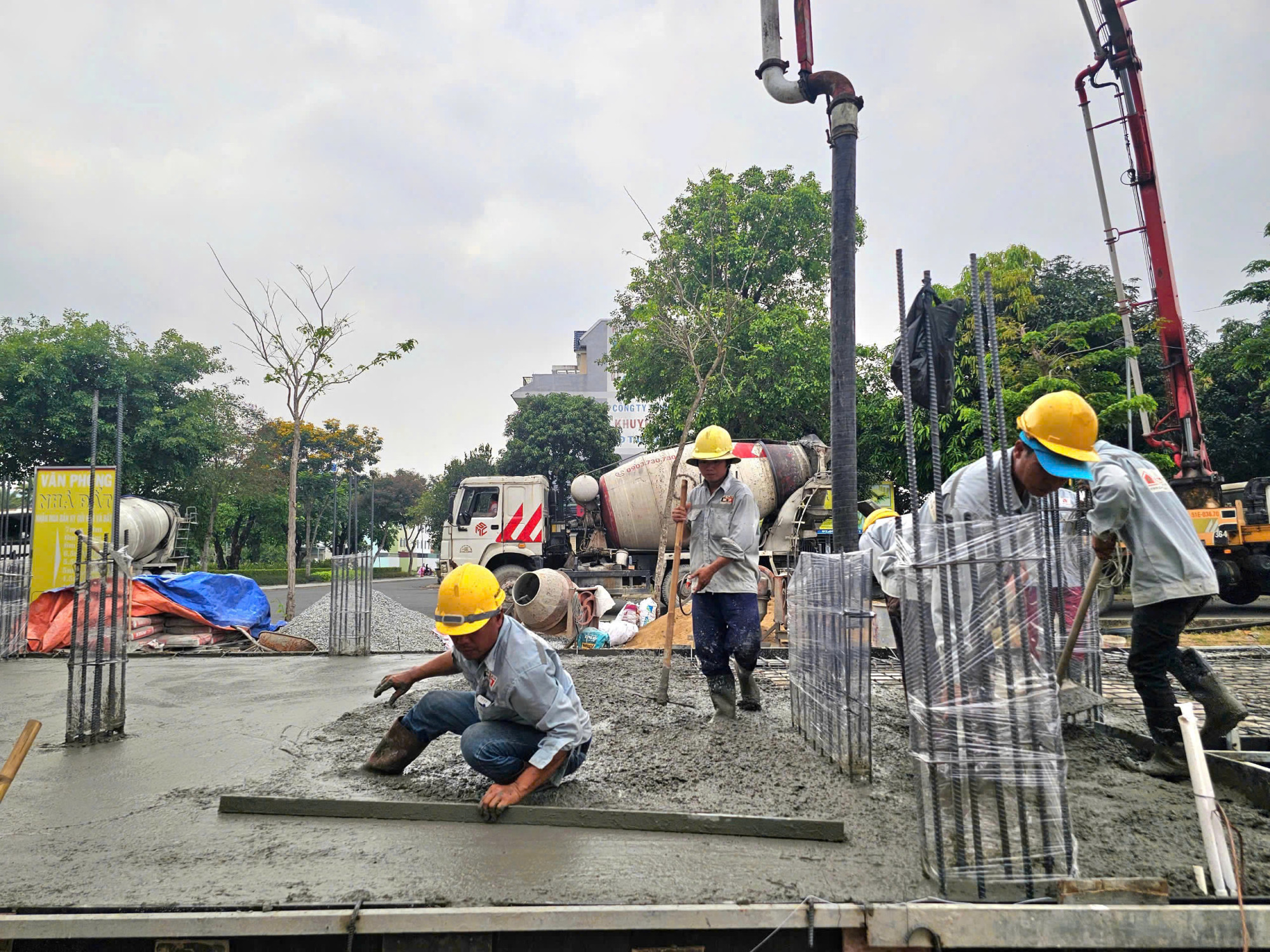 Z6693771122272 3689edb2bab25204c8b19dadb9f07e68