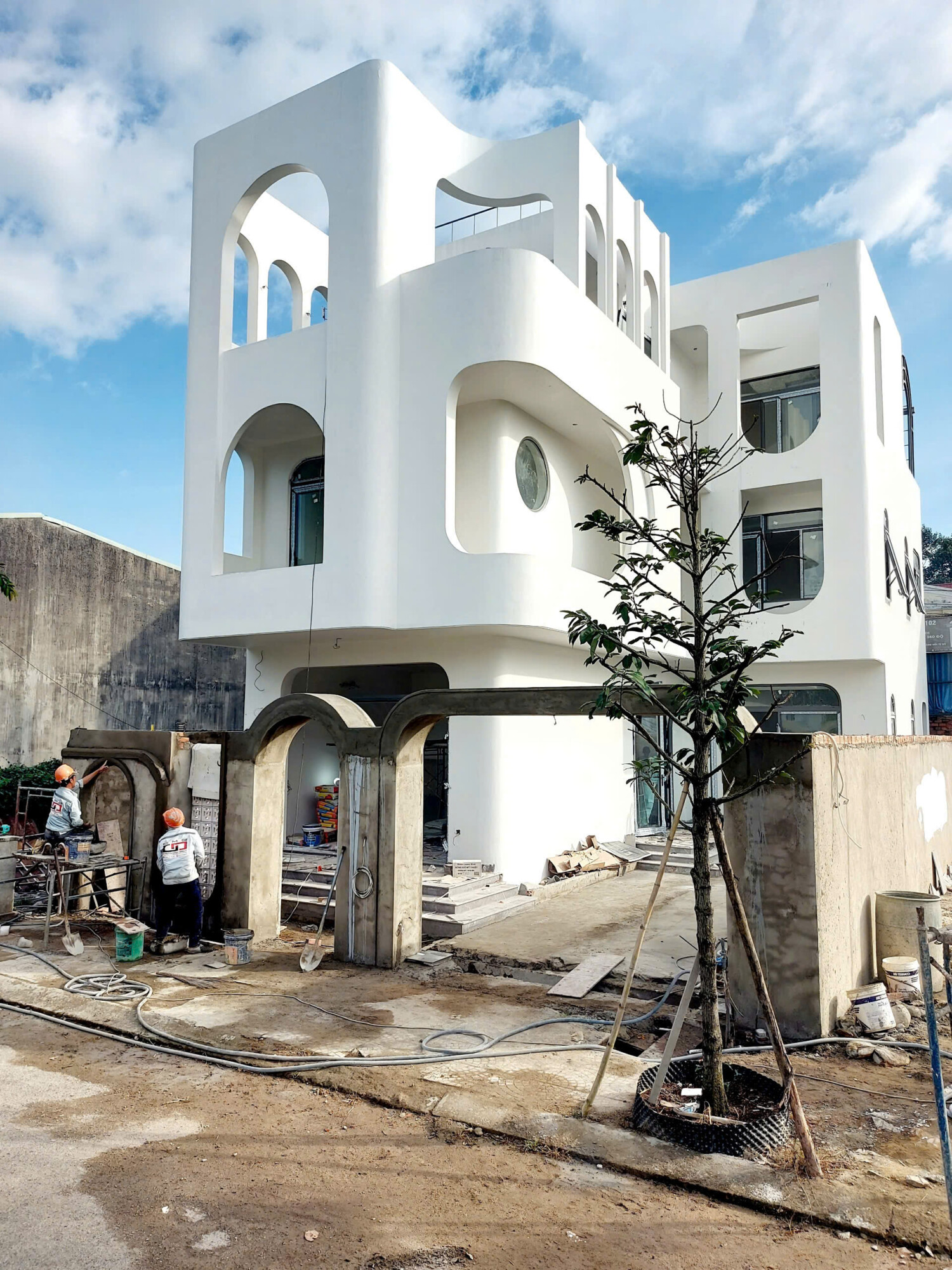 Quy trình xây nhà thô hoàn công và kiểm tra pháp lý xây dựng